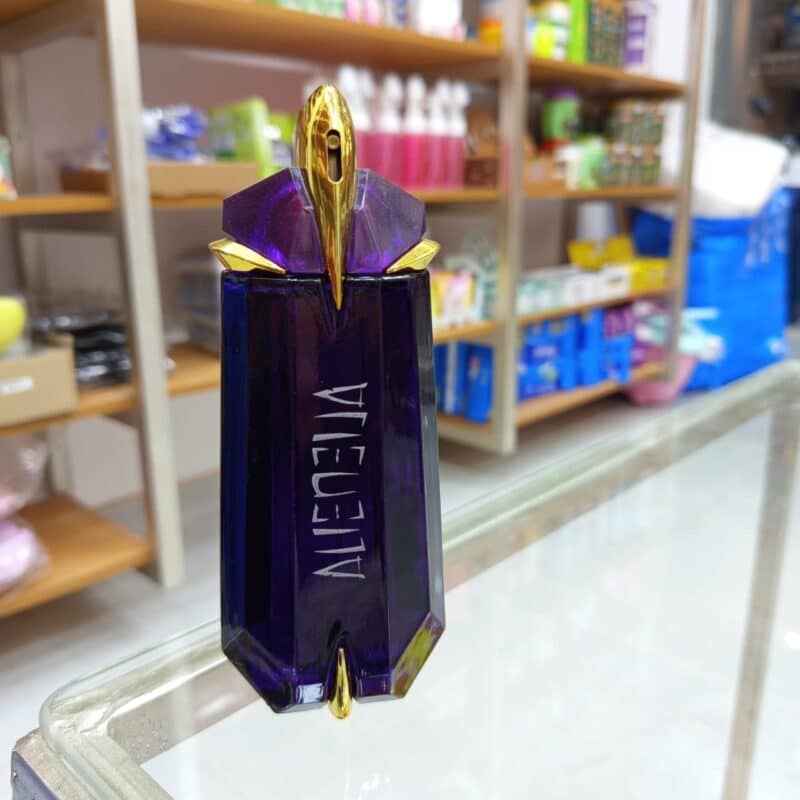 Mugler